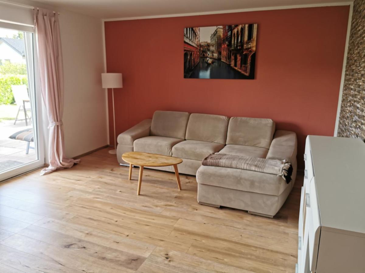 Gemuetliche 90 Qm Wohnung In Saarburg, Zentral Gelegen, Garten Mit Aussicht, Separater Eingang 外观 照片