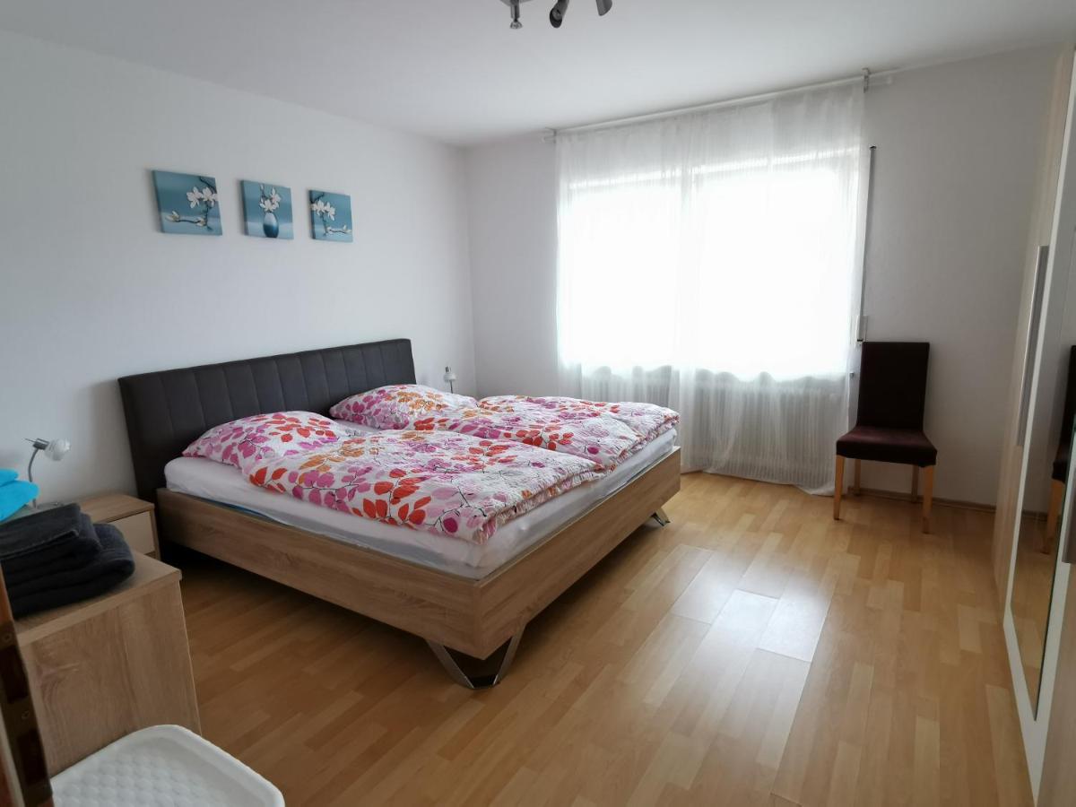 Gemuetliche 90 Qm Wohnung In Saarburg, Zentral Gelegen, Garten Mit Aussicht, Separater Eingang 外观 照片